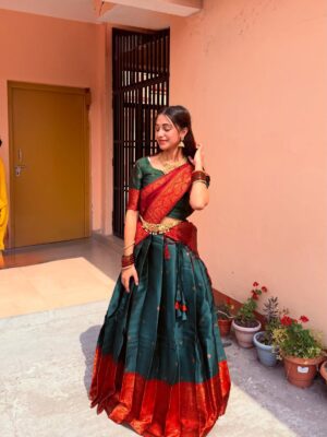 Kaamini Chaube Instagram - Traditional vibes with a touch of elegance!
Draped in culture, twirling in grace ✨
.
.
.
.
.
.
.
.
.
.
.
.
#posts #photoshoot #SouthIndianLook #lehenga #TraditionalGlowUp #FestiveFeels #function #annualfunction #event #dress #outfit