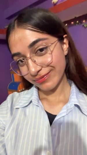 Kaamini Chaube Instagram - 3 Din se chutti ho rahi hai 🥺 
.
.
.
.
.
.
.
.
.
.
#shorts #trending #minivlog #viral