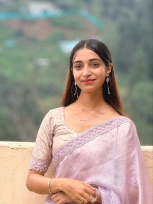 Kaamini Chaube Instagram - Blossoming in shades of lavender 💜
.
.
.
.
.
.
.
.
.
.
.
.
.
.
.
.
.
.
.
.
#posts #TraditionalLook #SareeLove #SareeNotSari #SixYardsOfGrace #IndianTradition #CulturalVibes #EthnicElegance #DesiSwag #Gratitude #ThankYouTeachers #Inspiratio #saare #viral