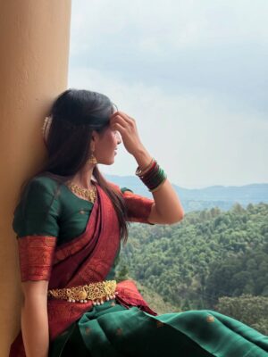 Kaamini Chaube Instagram - Traditional vibes with a touch of elegance!
Draped in culture, twirling in grace ✨
.
.
.
.
.
.
.
.
.
.
.
.
#posts #photoshoot #SouthIndianLook #lehenga #TraditionalGlowUp #FestiveFeels #function #annualfunction #event #dress #outfit