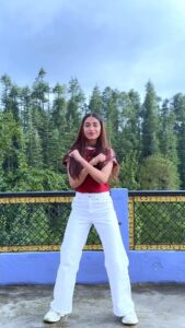 Actress Kaamini Chaube HD Photos and Wallpapers July 2025