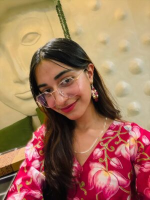 Kaamini Chaube Instagram - Blooming in little moments 🌸💗
.
.
.
.
.
.
.
.
.
.
.
.
.
.
.
.
.
#posts #picture #SoftVibes #FloralMood #CafeDiaries #AestheticVibes #GoldenGlow #SimpleJoys #BloomingMoments #SmilesThatShine #PeacefulMind