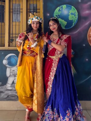 Kaamini Chaube Instagram - Radhe Radhe 🦚❤️🪷
.
.
.
.
.
.
.
.
.
.
.
.
.
.
.
#RadhaRani #RadheRadhe #DivineVibes #VrindavanVibes #RadhaKrishna #SpiritualVibes #RadhaAesthetic #EternalLove #photo #Look #makeup #IndianCulture #TraditionalVibes #RadhaKrishnaLove #DivineBeauty #EthnicVibes #RadhaPrem #DesiVibes #RadhaBhakti #CultureAndTradition #RadhaKrishnaForever