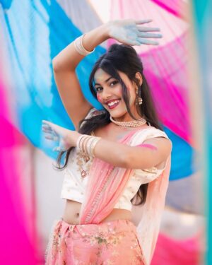 Kajal Instagram - happy holi guys😊