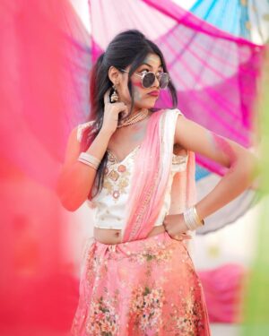 Kajal Instagram - happy holi guys😊