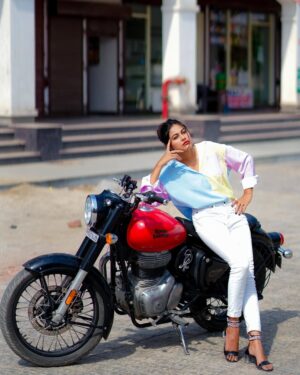 Kajal Instagram - bullet lover❤️‍🩹