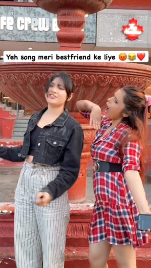 Kajal Jaiswal Instagram - Tag your bestie😡😂❤️
.
.
#reelitfeelit #trendingreels #trending #reelsinstagram #reelsvideo #explorepage #viralvideos #foryou #viral