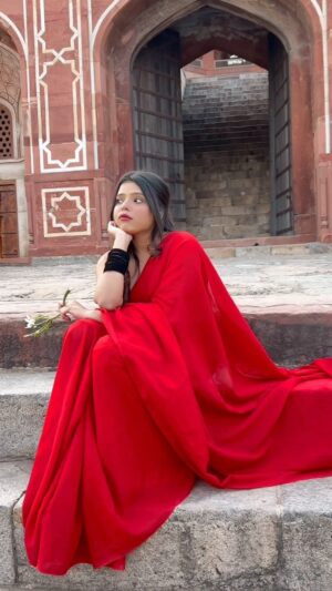 Kajal Jaiswal Instagram - Tere ore ❤️
.
.
#reelinstagram #trending #reelsvideo #reelitfeelit #explorepage #viral #viralvideos