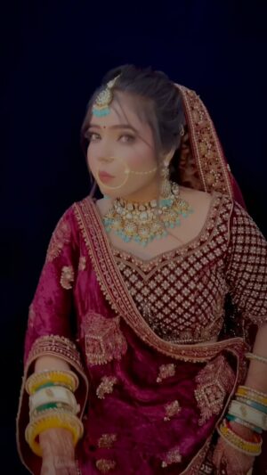 Kajal Jaiswal Instagram - Tenu lekr me jawnga 🫣🫶🏻😘
MUA - @sapphiremakeupstudio
.
.
#reelsinstagram #reelsvideo #reelitfeelit #trendingreels #trending