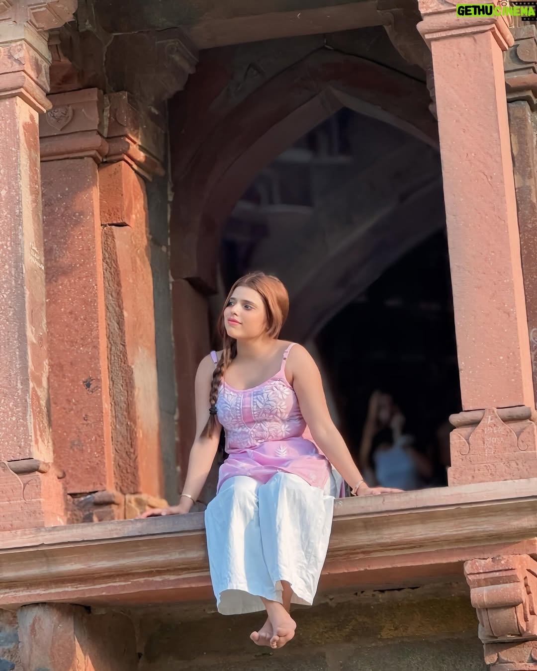 Kajal Jaiswal - 4K Likes - You glow differently when you have a good man taking care of your heart 🤍🕊️