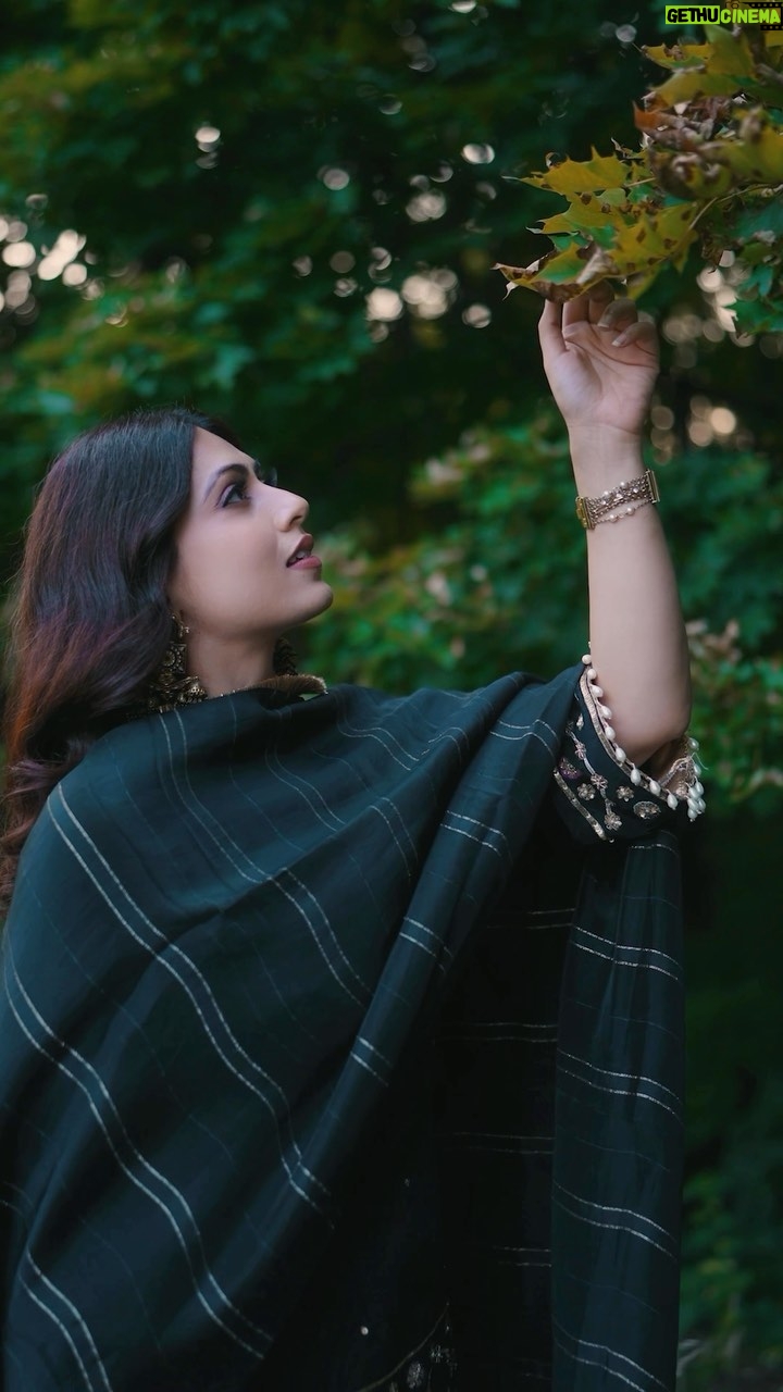 Kamal Khangura - 24.4K Likes - Suit @punjabinewtrendboutiquepatiala 
Video @varunbhanguphotography
Makeup @parteekmakeovers 
Edited @offcialkabirphotomania