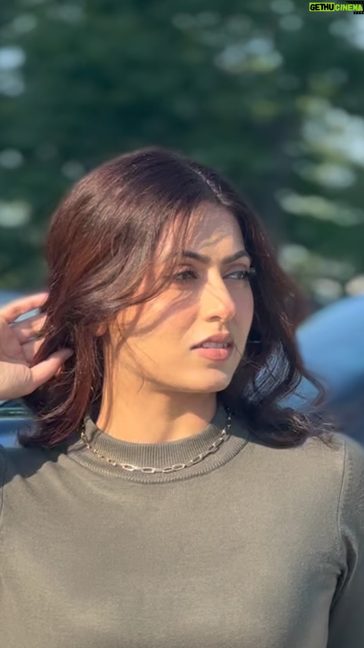 Kamal Khangura - 45.2K Likes - Happy Diwali 🪔 🙋🏻‍♀️