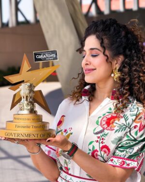 Kamiya Jani Instagram - Dwarka or Lakshadweep? Sach much confused hoon 🥹😀 Seeking PM’s advice on my next travel destination 😉

We got a national award for travelling around, discovering new places, making videos of the same and sharing with our followers ❤️ 

Seems simple right? No, it took us 6 years. What started as a personal food & travel blog, moved to becoming a video platform, to now a digital platform with various verticals. From starting our own food & travel app @curly.tales to opening restaurants to now being awarded by the Prime Minister of India @narendramodi

This came after working 7 days a week for 14 hours a day. I did question myself as to why am I working so hard. But I guess I got my answer today. We are the chosen ones☝️and we are not giving up anytime soon. Guess it’s worth it. 

Thank you for the prestigious honor, PM! You have been the most forward thinking leaders we have ever got! Thanks @mygovindia for the initiative from the entire content fraternity. 

#nationalcreatorsday #nationalcreatorsaward #creatorsaward #besttravelcreator