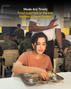 Kamiya Jani Instagram - 7 Borders. Countless Lessons.

Let’s not wait for Independence Day or Republic Day to salute them — let’s honor them every day. ❤️

Watch my journey with the Indian Army in Sandese Aate Hain.
Latest episode: Siachen ❄️

👉 Drop a ❤️ in the comments to salute our soldiers. 

#IndianArmy #SandeseAateHain #CurlyTales #ArmyLife #BorderStories #LifeOfASoldier #IndianSoldiers #ArmyBrotherhood #SaluteToSoldiers #Siachen