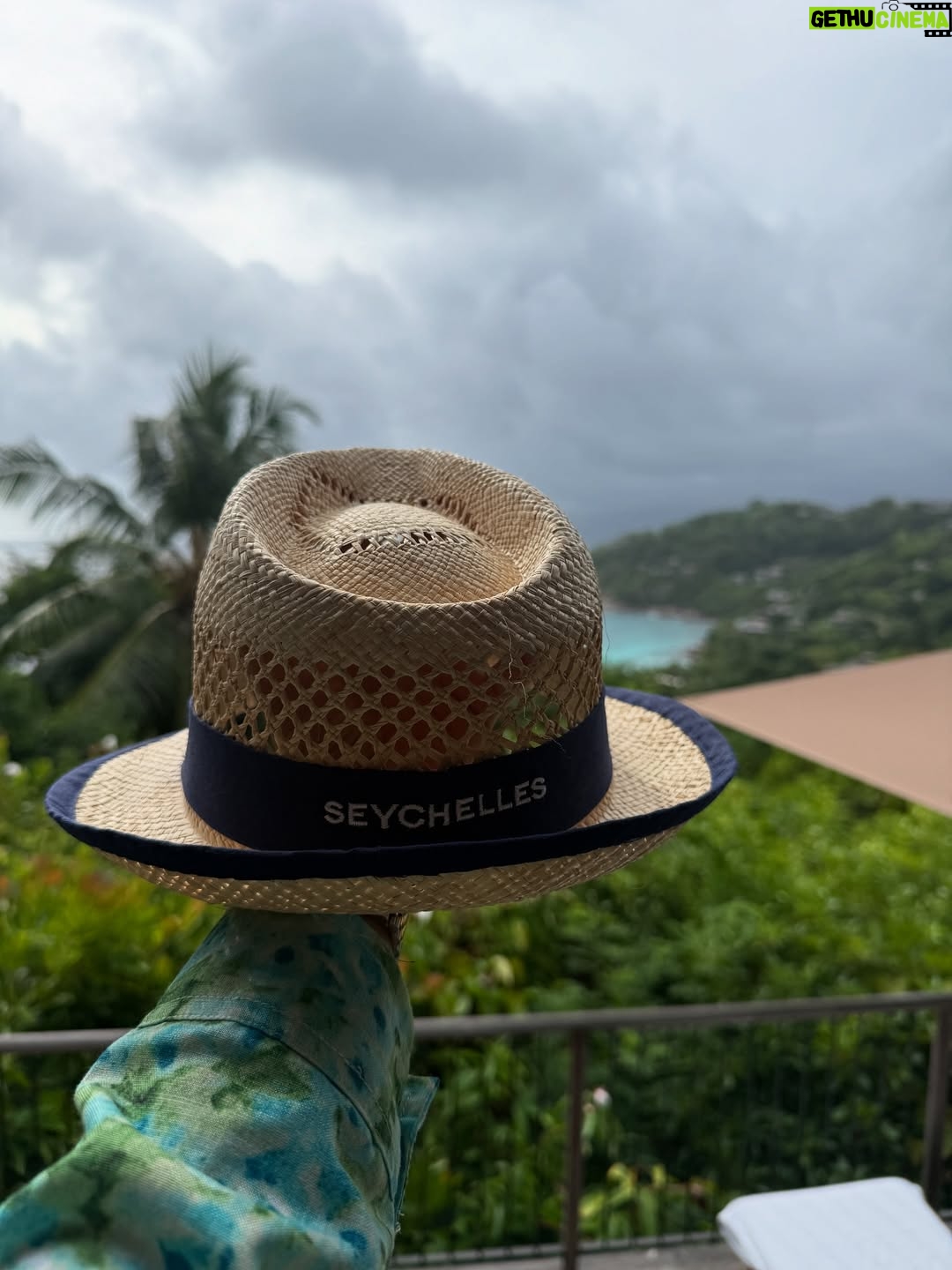 Kamiya Jani - 40.7K Likes - Sun-kissed moments, salty hugs & memories that’ll last a lifetime 🌴☀️

Seychelles gave us more than just stunning views — it gave us time to slow down, hold hands a little longer, laugh a little louder, and simply be together.
Grateful for these days where nothing mattered more than ‘us’. 💛 

#SeychellesDiaries #FamilyFirst #MakingMemories