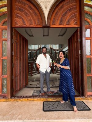 Kamiya Jani Instagram - Here’s who I shared meals and stories with on @curly.tales in July

Almost all videos crossed 1 mn ♥️ thanks to your love #grateful 

The OG Khalnayak @duttsanjay 
Coming for the fourth time @kajol 
Dialogue King @themohanbabu 
Legends @pareshrawalofficial & @shatrughansinhaofficial 
Madhya Pradesh Chief Minister @drmohanyadav51 

#SundayBrunch #CurlyTales #youtube
