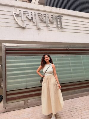 Kamiya Jani Instagram - Here’s who I shared meals and stories with on @curly.tales in July

Almost all videos crossed 1 mn ♥️ thanks to your love #grateful 

The OG Khalnayak @duttsanjay 
Coming for the fourth time @kajol 
Dialogue King @themohanbabu 
Legends @pareshrawalofficial & @shatrughansinhaofficial 
Madhya Pradesh Chief Minister @drmohanyadav51 

#SundayBrunch #CurlyTales #youtube