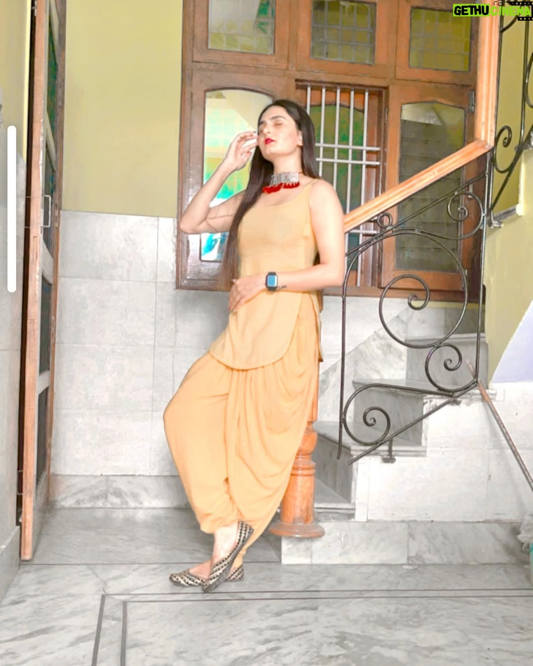 Kanchan Nagar - 10.1K Likes - Phle khud pe dhyan do fer dusro ko gyan do !!🤪