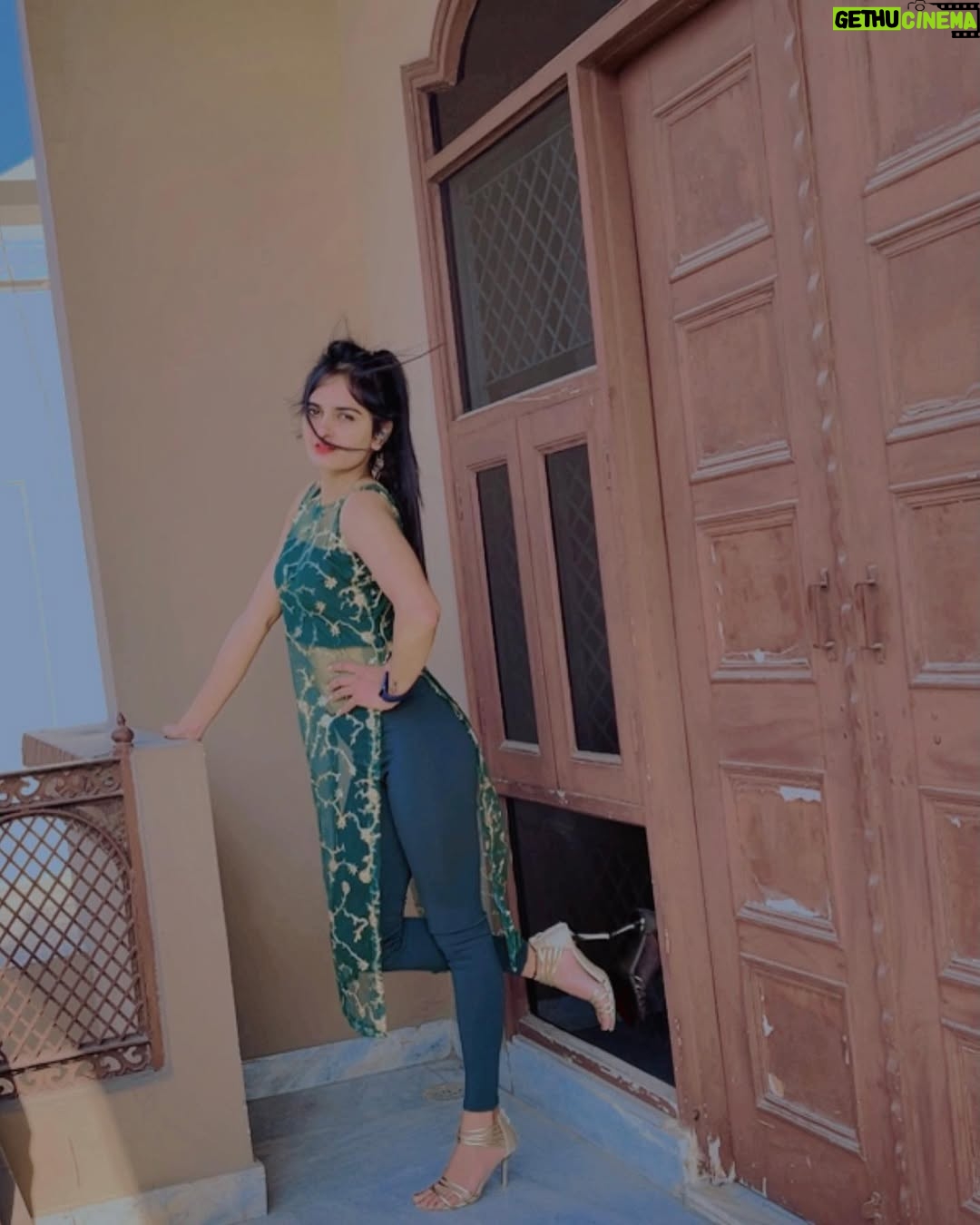 Kanchan Nagar - 18.4K Likes - 💜❤️💫