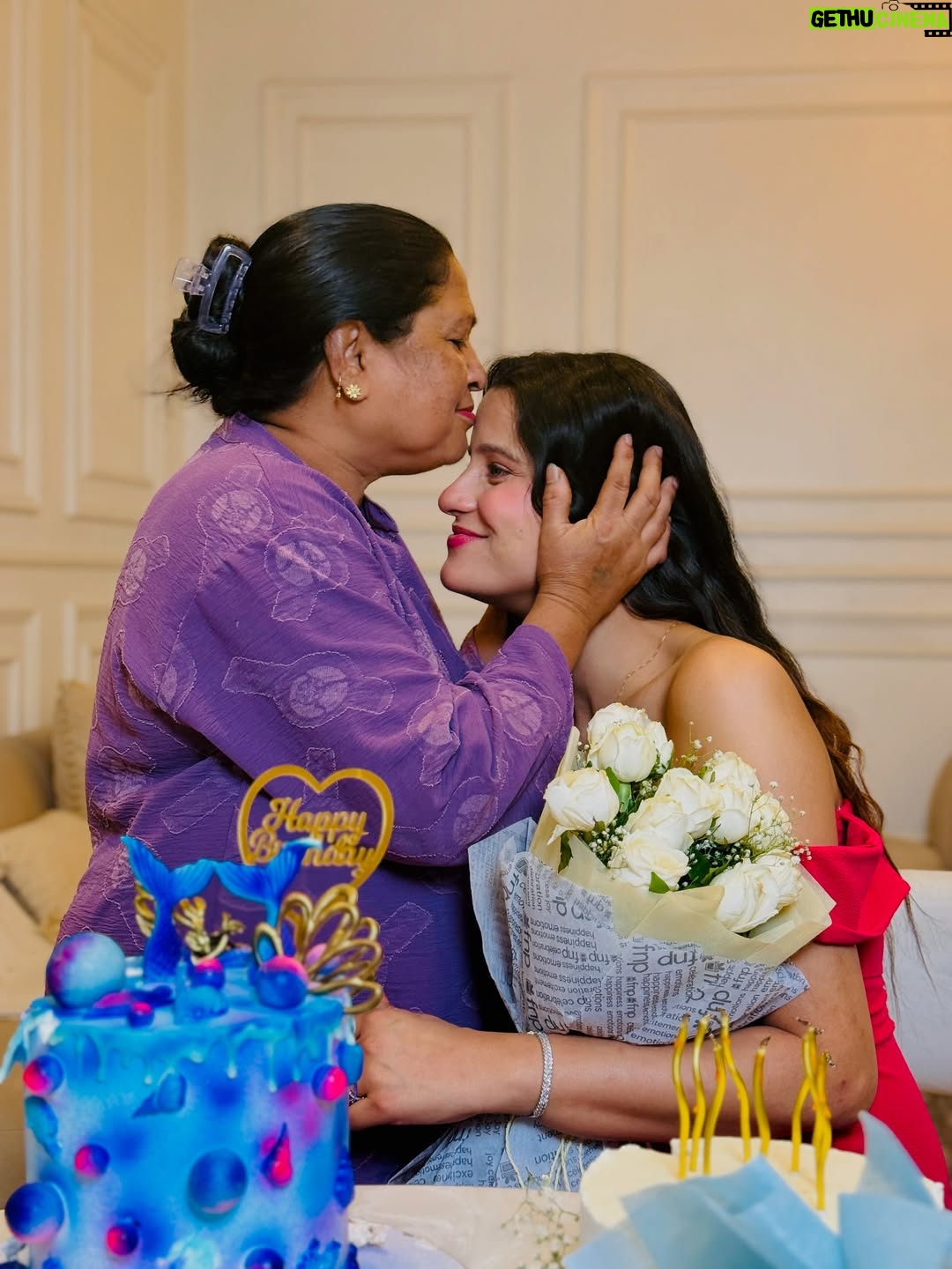 Kanishka Sharma - 3 Likes - 29th Birthday with my Duniya🧿🥂