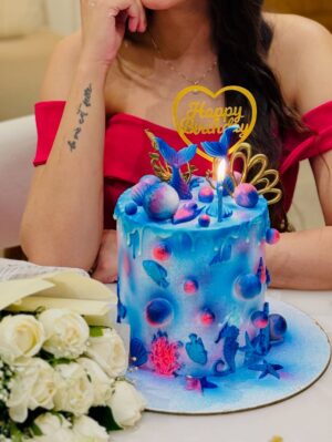 Kanishka Sharma Instagram - 29th Birthday with my Duniya🧿🥂