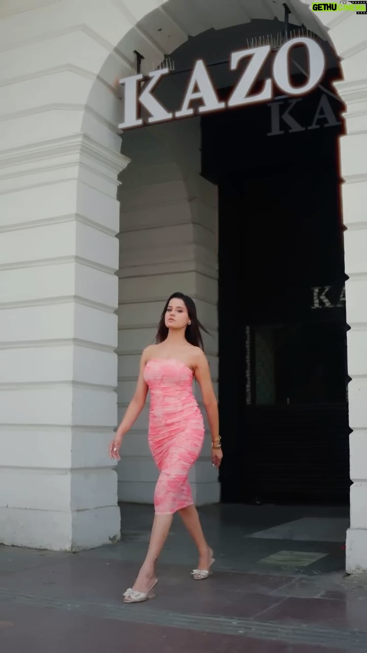 Kanishka Sharma - 5.3K Likes - Brown rang🥂