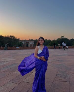 Kanishka Tewari Instagram - š¦āØ
#insta #instapost #instapic #explore #explorepage #exploremoreŁ #viral #viralpic #viralpictures #saree #sareepost #desi #desiaesthetic #indianaesthetics #fyp #fypage #vibewithkanishka_