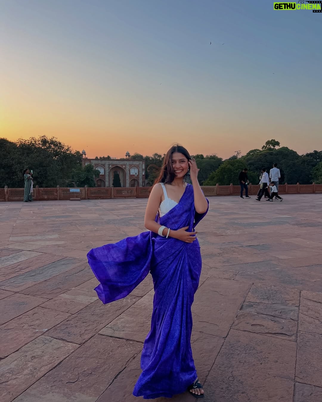 Kanishka Tewari - 2.7K Likes - 🦋✨

#insta #instapost #instapic #explore #explorepage #exploremoreً #viral #viralpic #viralpictures #saree #sareepost #desi #desiaesthetic #indianaesthetics #fyp #fypage #vibewithkanishka_