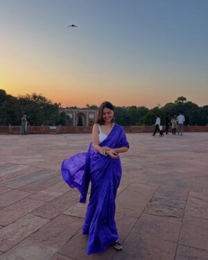 Kanishka Tewari Instagram - š¦āØ
#insta #instapost #instapic #explore #explorepage #exploremoreŁ #viral #viralpic #viralpictures #saree #sareepost #desi #desiaesthetic #indianaesthetics #fyp #fypage #vibewithkanishka_