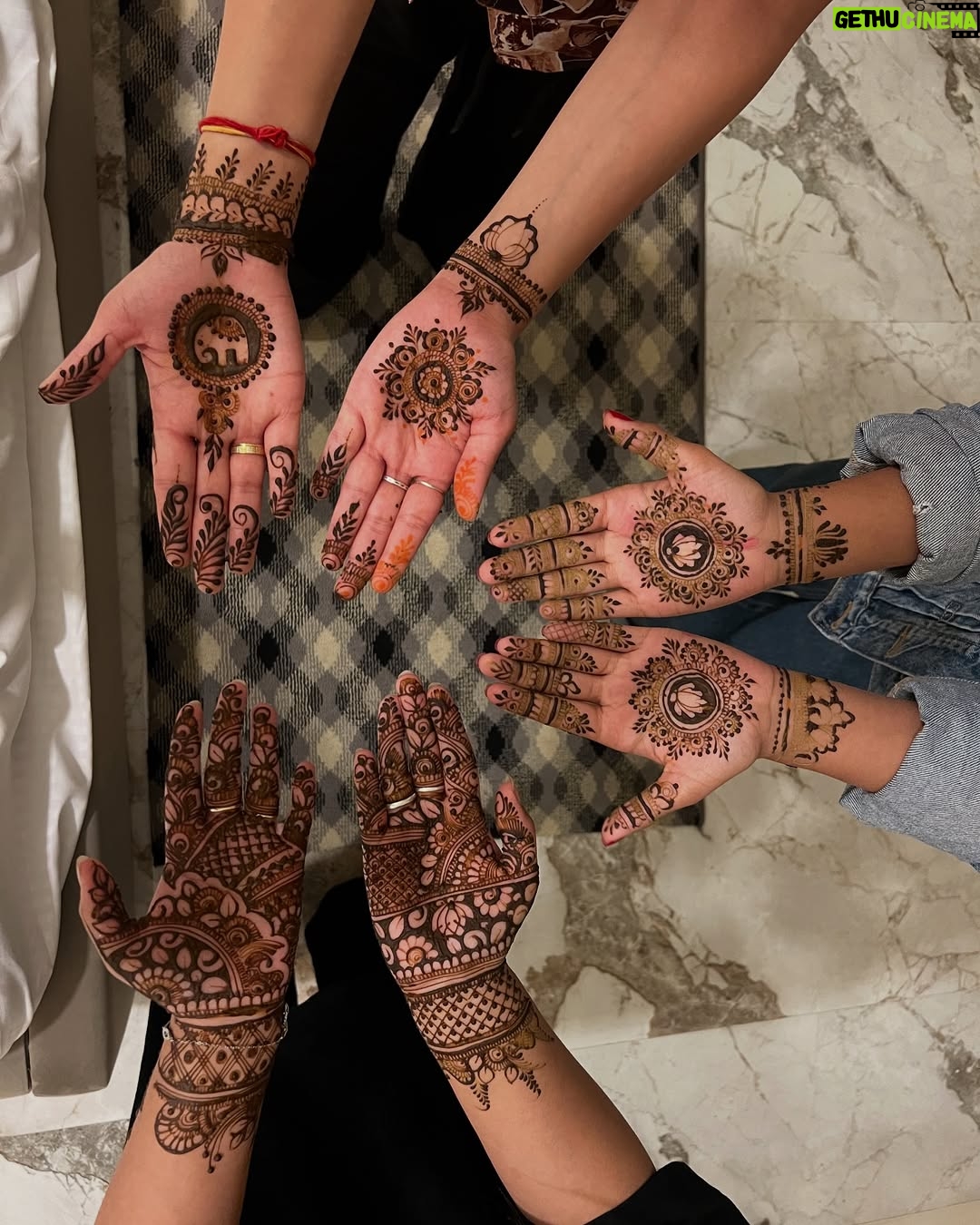 Kanishka Tewari - 3K Likes - The shaadi dump🫶🏻✨🦋

#insta #instapost #instagram #instamood #explore #exploremoreً #shaadi #shaadiseason #desicore #friends #fypage #viral #viralpost #fyp #vibewithkanishka_