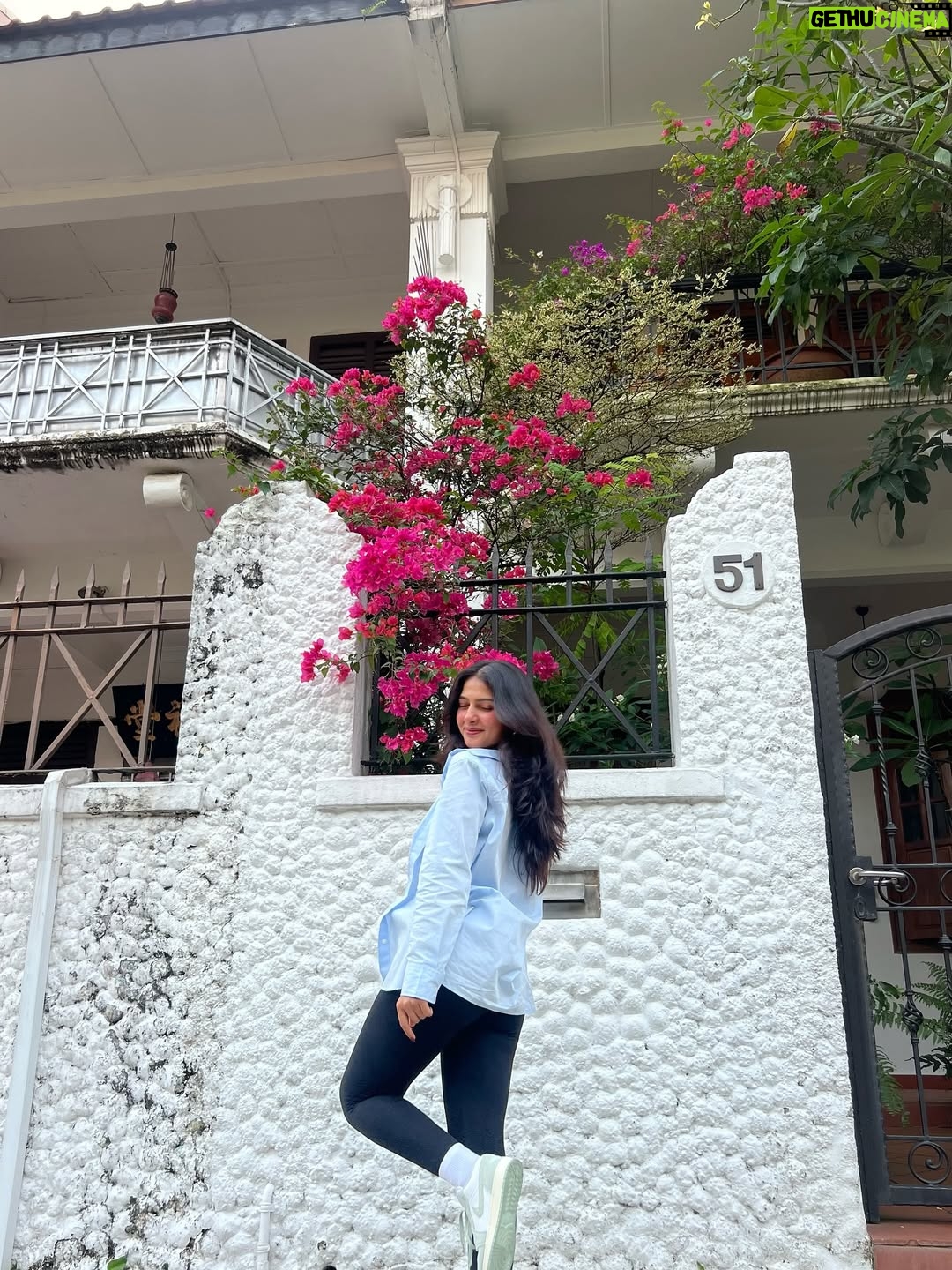 Kanishka Tewari - 2.5K Likes - Choomantar🫶🏻✨

#insta #instamood #instapost #instagramposts #explorepage #exploremoreً #explore #trending #trendingposts #viral #viralpost #fyp #fypage #foryoupage #vibewithkanishka_