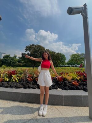 Kanishka Tewari Instagram - Felt so alive here at this moment ā¤ļøāØ
#insta #instapost #instamood #instagram #explore #explorepage #exploremoreŁ #trending #viral #viralpost #fit #fitcheck #outfitoftheday #singapore #singaporediaries #travel #foryou #foryoupage #fypage #fypage #vibewithkanishka_