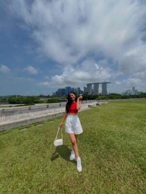 Kanishka Tewari Instagram - Felt so alive here at this moment ā¤ļøāØ
#insta #instapost #instamood #instagram #explore #explorepage #exploremoreŁ #trending #viral #viralpost #fit #fitcheck #outfitoftheday #singapore #singaporediaries #travel #foryou #foryoupage #fypage #fypage #vibewithkanishka_