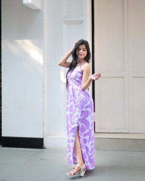 Kanishkasss Instagram - #kanishkasss 💫
Treat me like a joke and I’ll leave you like it’s funny💜🤧🤍
.
.
.
.
.
.
.
.
#foryou #trending #bloggerstyle #foryoupage #real #feature #influencer #instagood #fashion #postoftheday #fashionblogger #instadaily #instagram #love #lifestyle #explore #beyourself #beautiful #loveyouall #goodvibes #asthetic #classy #elegant #august #attitude