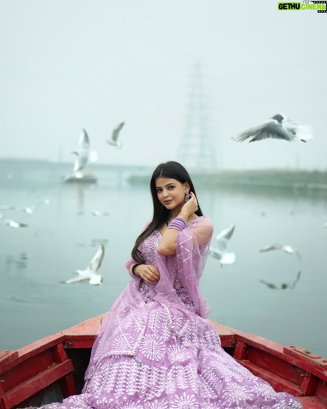 Kanishkasss - 29.4K Likes - #kanishkasss 💫
Every lehenga has its own fashion story to tell💖✨
.
.
.
#lehenga #fashion #story #2025 #love #instagram