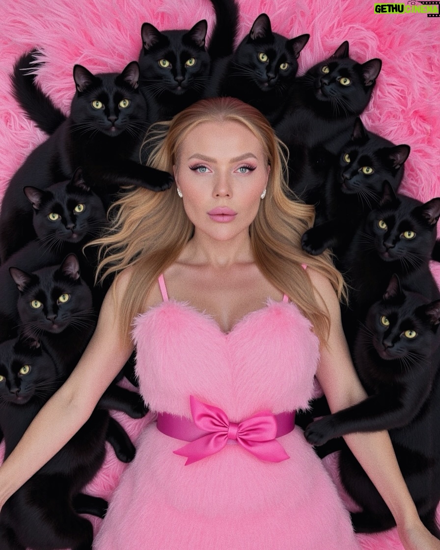 Kara Kross - 247.1K Likes - Даже не знаю 🤷🏼‍♀️ как подписать этот пост , поэтому 👉🏻кто придумает самую прикольную подпись в комментариях, отправлю подарок 🎁
