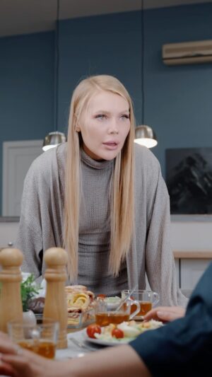 Kara Kross Instagram - Кто виноват ? И что делать ? Простите за эмоции после просмотра…