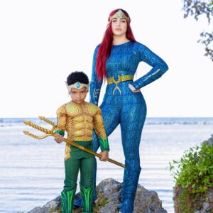 Karen Yapoort Instagram - Mi pequeño rey de los mares, mi pequeño aquaman 🤴🏻🌊🐬💙🔱
hoy es un día épico, digno de los héroes más valientes de Atlantis. Hace seis años llegaste a iluminar mi mundo como el sol brilla sobre el océano, 🌅trayendo alegría, amor y aventuras sin fin.
eres fuerte, valiente y con un corazón enorme, capaz de gobernar los mares y conquistar cualquier desafío. Y yo, tu mamá, como Mera, siempre estaré a tu lado, protegiéndote con mi amor, guiándote con mi sabiduría y luchando a tu lado en cada batalla de la vida. ⚓️🪸🐠
Hoy celebramos no solo tu cumpleaños, sino la maravillosa persona que eres y que sigues convirtiéndote. Que este año esté lleno de aventuras increíbles, sueños cumplidos y momentos mágicos. ¡Feliz cumpleaños, mi héroe del océano! Siempre serás mi más grande tesoro.
Gracias Dios por la vida y salud de mi pequeño ever.
#happybirthday #ever #6
Fotografía @carla_photog
