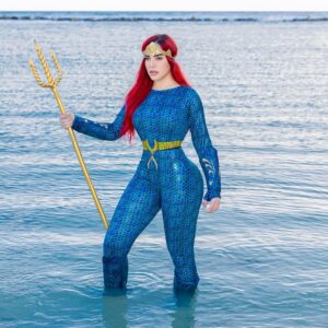 Karen Yapoort Instagram - Mi pequeño rey de los mares, mi pequeño aquaman 🤴🏻🌊🐬💙🔱
hoy es un día épico, digno de los héroes más valientes de Atlantis. Hace seis años llegaste a iluminar mi mundo como el sol brilla sobre el océano, 🌅trayendo alegría, amor y aventuras sin fin.
eres fuerte, valiente y con un corazón enorme, capaz de gobernar los mares y conquistar cualquier desafío. Y yo, tu mamá, como Mera, siempre estaré a tu lado, protegiéndote con mi amor, guiándote con mi sabiduría y luchando a tu lado en cada batalla de la vida. ⚓️🪸🐠
Hoy celebramos no solo tu cumpleaños, sino la maravillosa persona que eres y que sigues convirtiéndote. Que este año esté lleno de aventuras increíbles, sueños cumplidos y momentos mágicos. ¡Feliz cumpleaños, mi héroe del océano! Siempre serás mi más grande tesoro.
Gracias Dios por la vida y salud de mi pequeño ever.
#happybirthday #ever #6
Fotografía @carla_photog