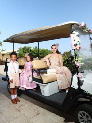 Karen Yapoort Instagram - Tarde de Tè en nuestro Lugar favorito @hiltongardeninnlaromana 👒🫖💐🥹🎂🥹
Mamorada 🥹🥹💐🥰💞
Feliz cumple princesa de nuestras vidas 👸🏻
Dress @cosmopolitanrunway
Produccion @marketing2.0rd