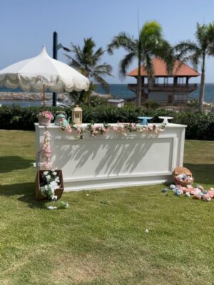 Karen Yapoort Instagram - Tarde de Tè en nuestro Lugar favorito @hiltongardeninnlaromana 👒🫖💐🥹🎂🥹
Mamorada 🥹🥹💐🥰💞
Feliz cumple princesa de nuestras vidas 👸🏻
Dress @cosmopolitanrunway
Produccion @marketing2.0rd