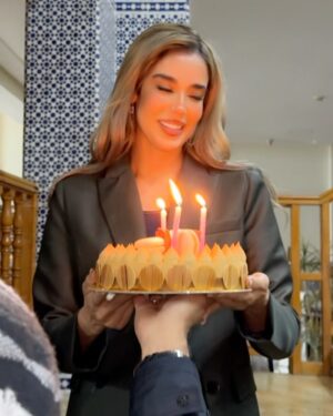 Karima Gouit Instagram - Today, I honor my strength and celebrate my story, another year to shine, grow, and embrace all that life has to offer “ Alhamdoulilah “

Happy Birthday to me! 🎂✨🤍