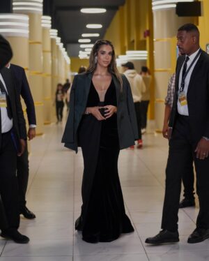 Karima Gouit Instagram - Joudia from za3zou3 movie in cinemas 🎥

Feeling blessed thank you all for the love & support 

يوم 6 نوفمبر في جميع قاعات السينما 🤍