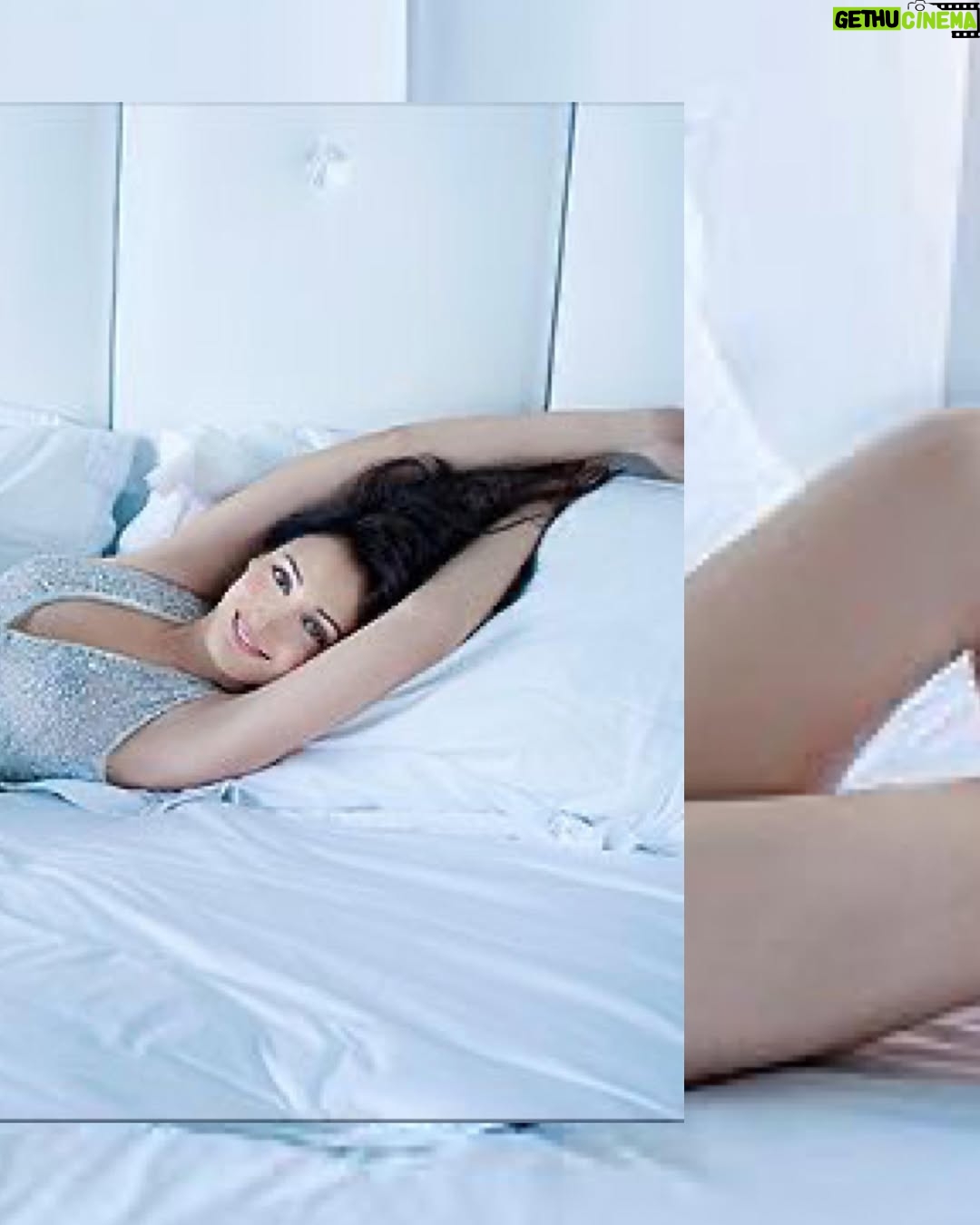 Karla Monroig - 7.5K Likes - #TBT Recreé una foto del 2009 en versión 2025. ¿Recuerdan para qué revista fue la foto original que está al final? ¿Que tal el antes y después? 😜

📷 2009 @omarcruzphoto 
📸 2025 @photomanzanilla 

#karlamonroig #50masbellos #actress #tvhost