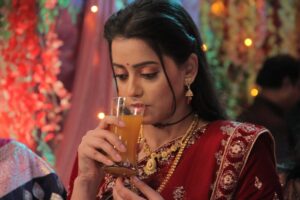 Kashika Sisodia Instagram - A Glimpse of how Padma got married 😅
See me as Padma in Advocate Anjali Awasthi only on Starplus ✨
A new journey unwinds 🦋