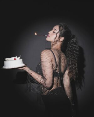 Kashika Sisodia Instagram - Turned sexy this b’day🔥
And I can’t get enough of this version ✨