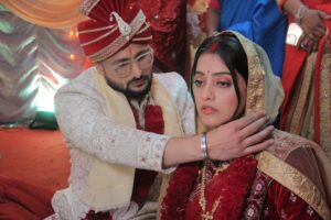 Kashika Sisodia Instagram - A Glimpse of how Padma got married 😅
See me as Padma in Advocate Anjali Awasthi only on Starplus ✨
A new journey unwinds 🦋