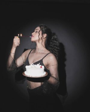 Kashika Sisodia Instagram - Turned sexy this b’day🔥
And I can’t get enough of this version ✨