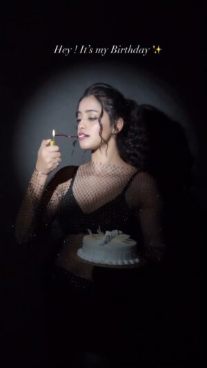 Kashika Sisodia Instagram - It’s my Birthday ✨🪩
And I am all ready to shine and take your heart away 🔥