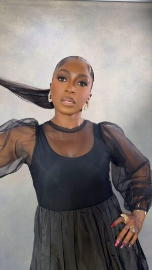 Kate Henshaw Instagram - Fifty-Four where?? Show me please 🤭🤭
My ageless queen! 👑 @k8henshaw 💕🎂
Happy Birthday to the one aging backwards, show us the secret, Maami! 😁

Thank you for your continued support, loyalty, and trust over the years. Working with you has been an absolute pleasure and a true privilege.

Wishing you a year filled with good health, peace of mind, personal joy, and continued success. May this new chapter bring even greater achievements and fulfillment.

#HappyBirthday #k8dgr8 #ClientAppreciation #AgelessQueen #Gratitude #54AndThriving #birthdaylove 

 @adefunkeee can lay a very clean classy edges tho, she’s a magician🤭🥰, She has the best hair products @beautybyadefunkeee and she also sell very good hair @hairbyadefunkeee 

@olamide_david with the clean pictures, take your flowers 💐 💐 you are too good my brother👏🏽👏🏽

@tmtbylayinka forever killing the luxury makeup🥰🥰